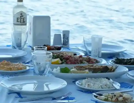 Akgün Balık Gülbahçe - İyi Masa