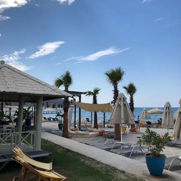 Alaçatı 11 Beach - İyi Masa