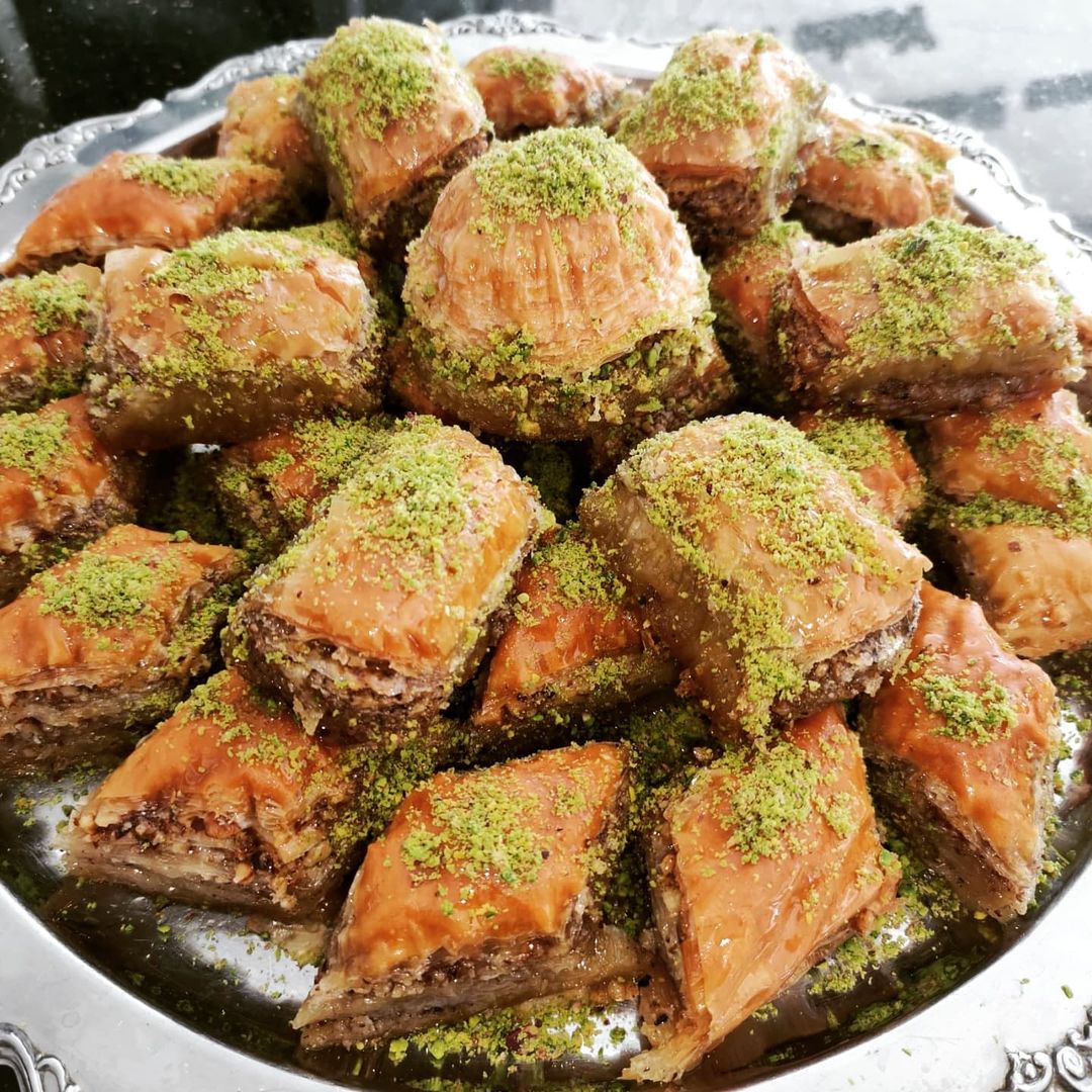 Antepli Gazibey Baklavaları - İyi Masa