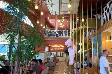 Berry Coffee Company Buca - İyi Masa