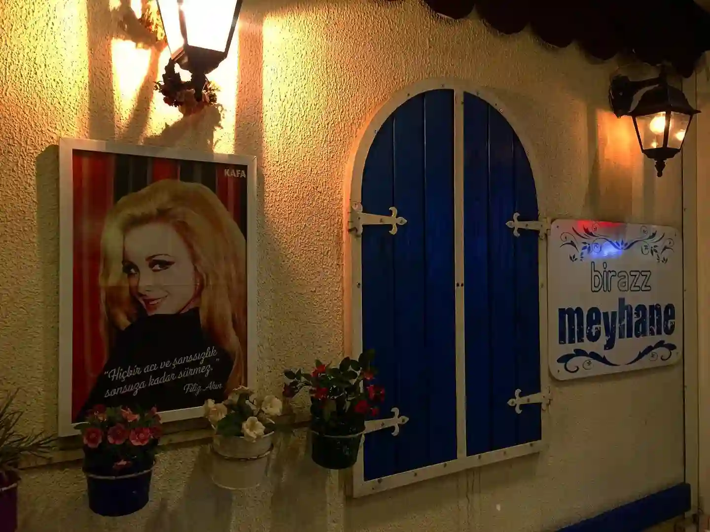 Birazz Meyhane Bornova - İyi Masa