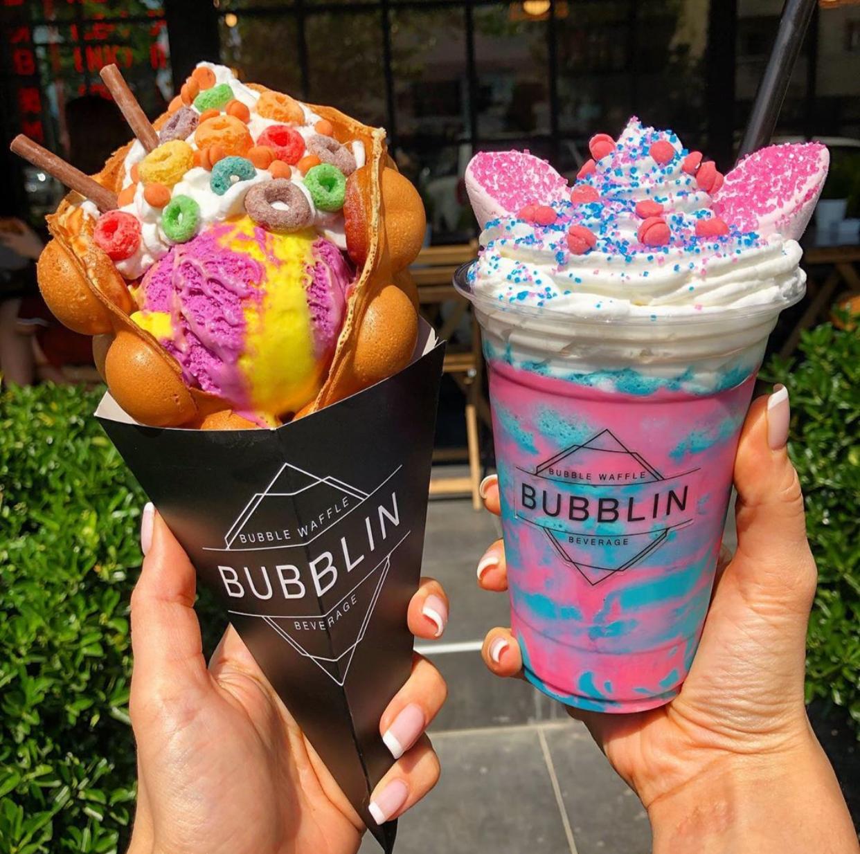 Bubblin Bubble Waffle Alsancak - İyi Masa