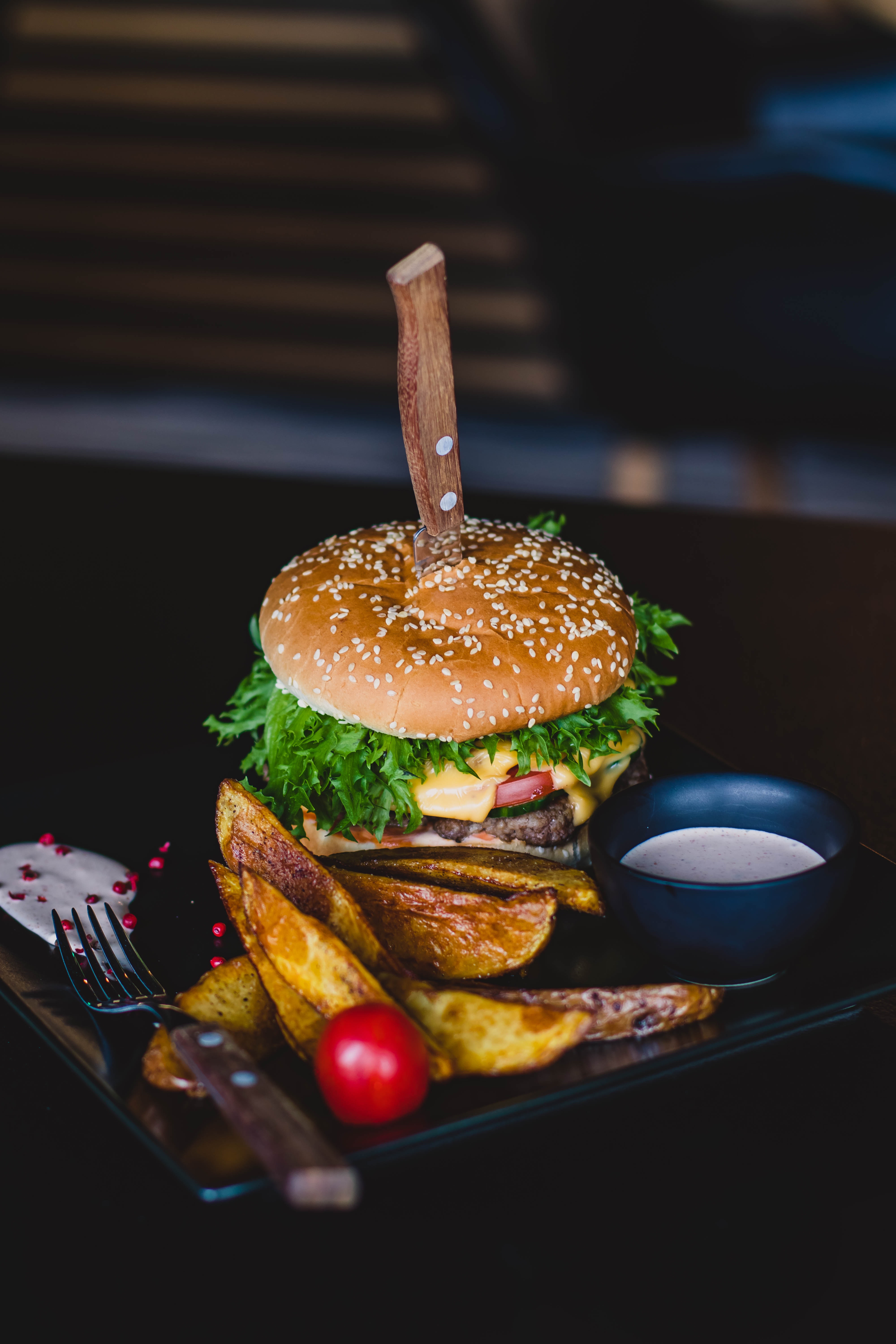 Bostanlı'da Nerede Burger Yemeli? - İyi Masa