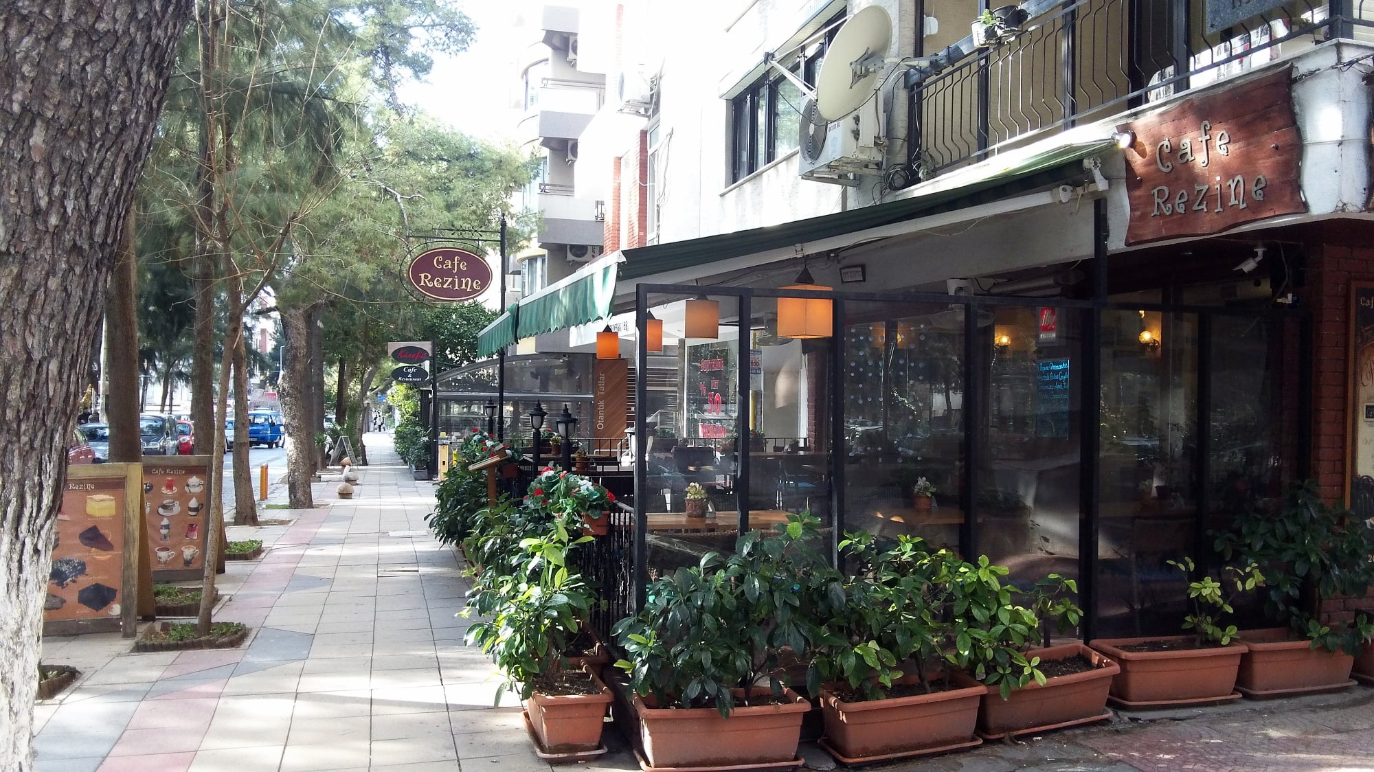 Cafe Rezine - İyi Masa