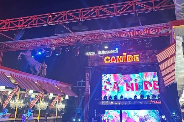 Cahide Alaçatı - İyi Masa