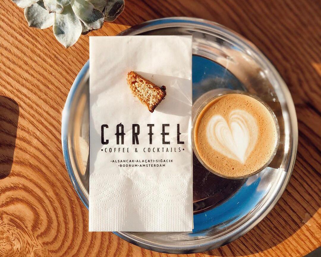 Cartel Coffee & Cocktails  - İyi Masa