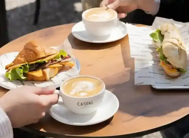 Casual Coffee Bakery Buca - İyi Masa
