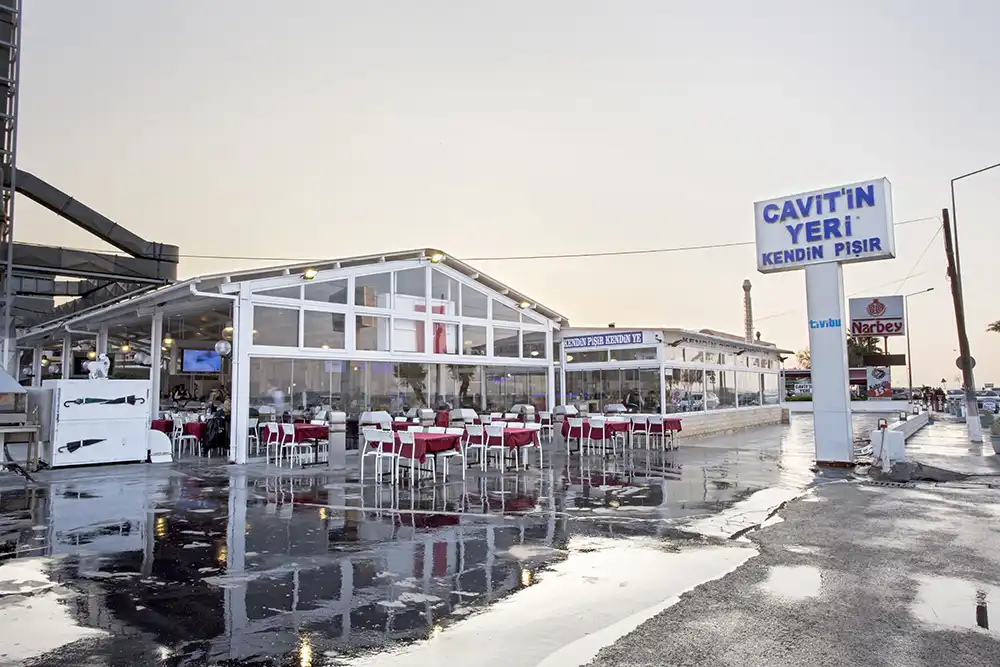 Cavit'in Yeri Güzelbahçe - İyi Masa