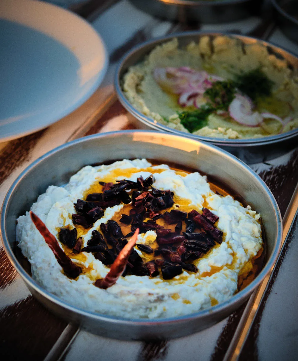 Cove Arası Meyhane - İyi Masa