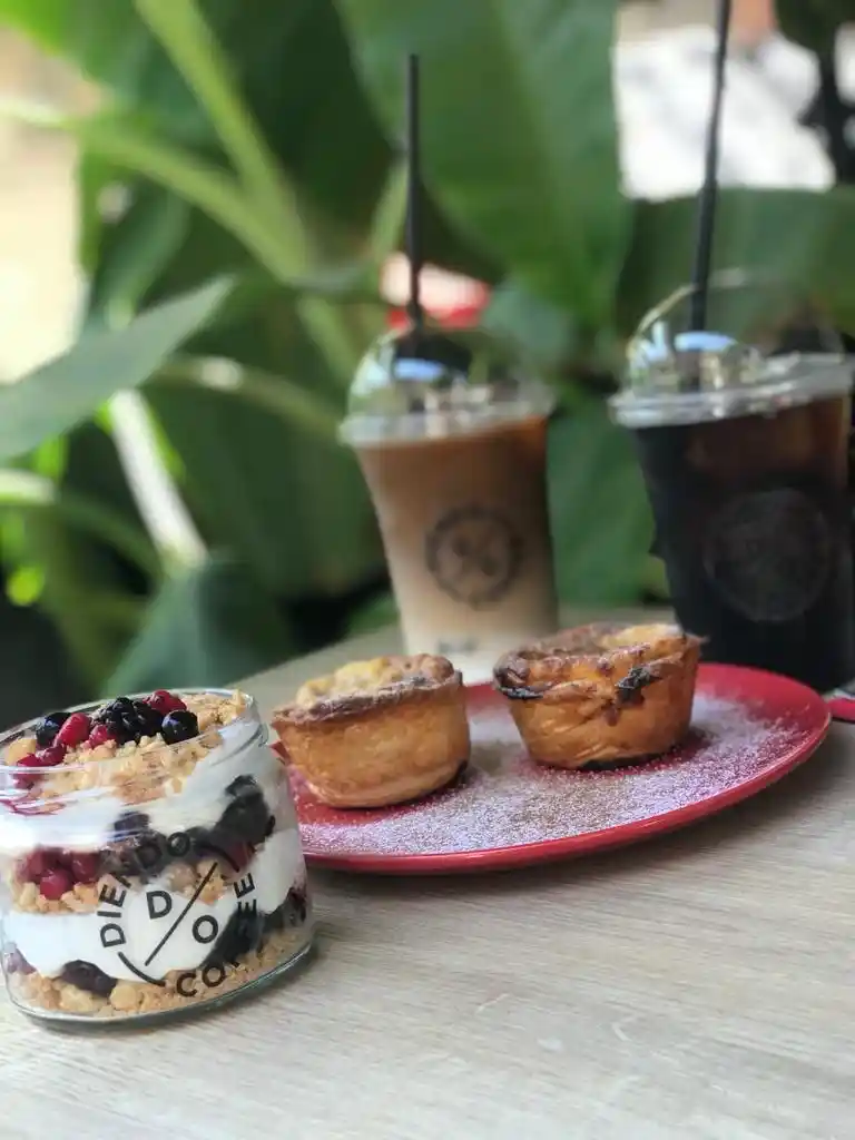 Diendo Coffee & Bakery - İyi Masa