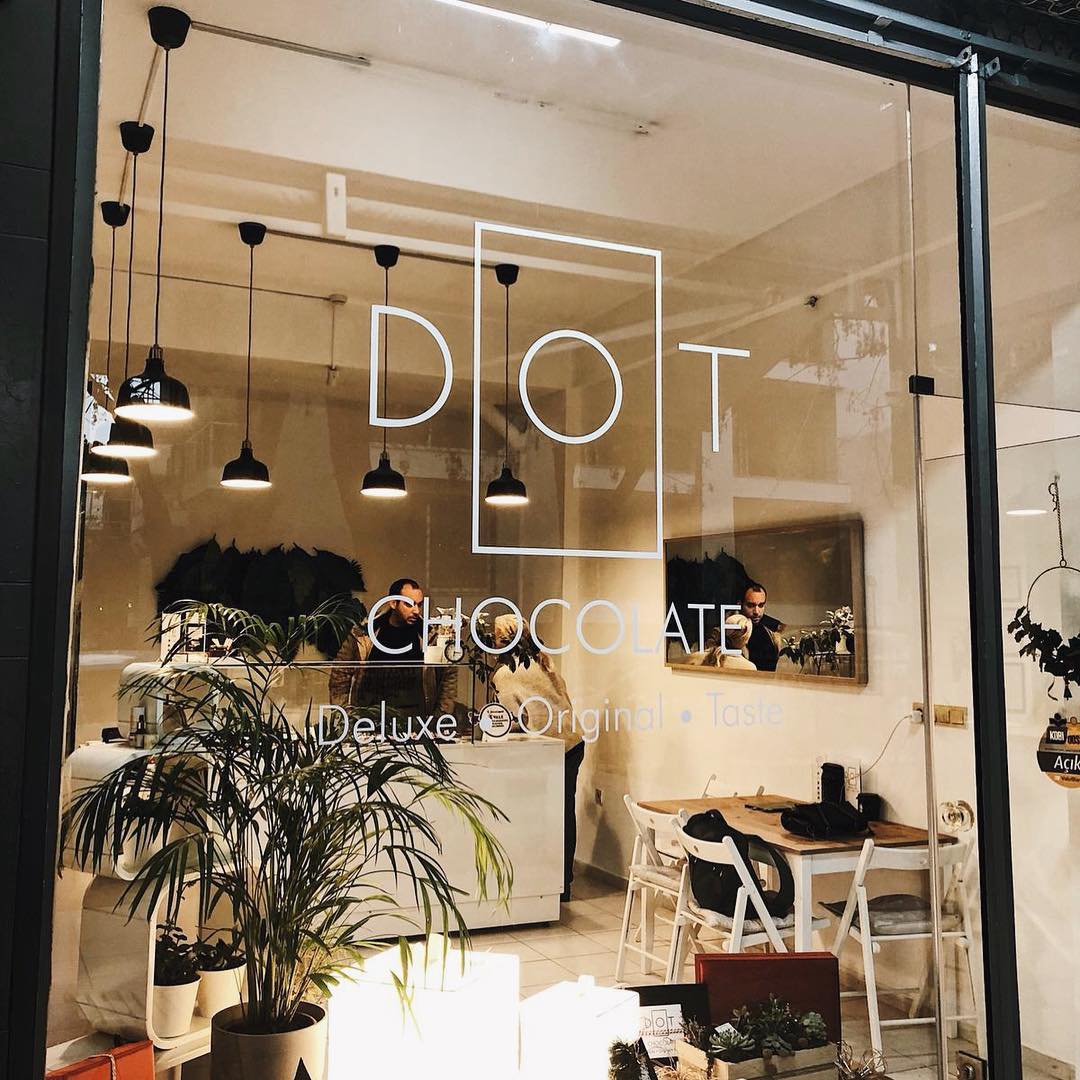 Dot Chocolate - İyi Masa