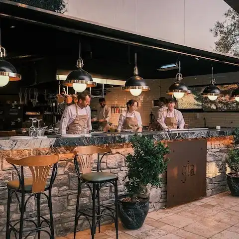 Gia Restaurant  - İyi Masa
