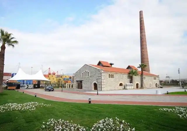  Alsancak Tarihi Havagazı Fabrikası - İyi Masa