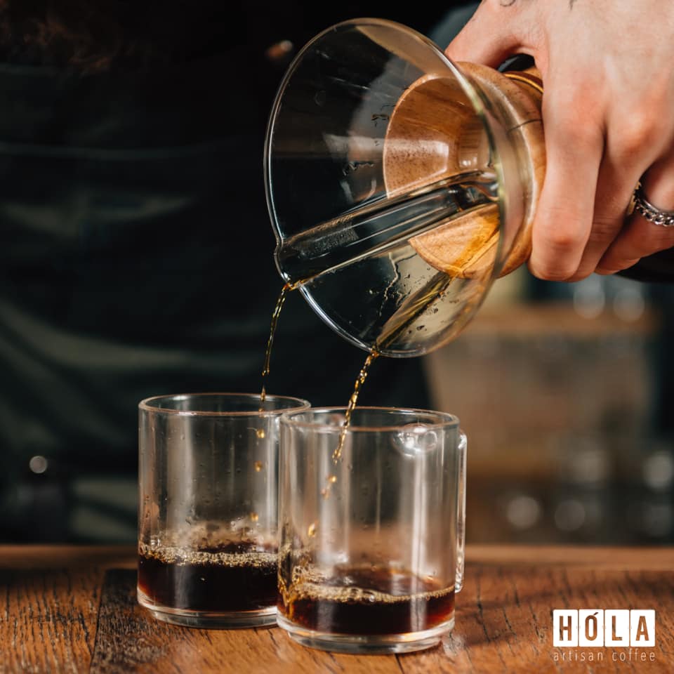 Hola Artisan Coffee - İyi Masa