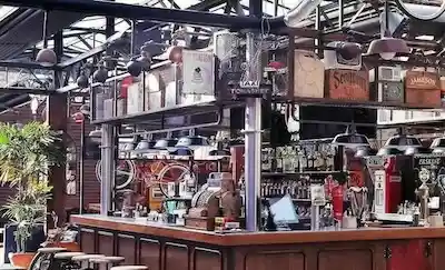 Hungry Dog Pub - İyi Masa