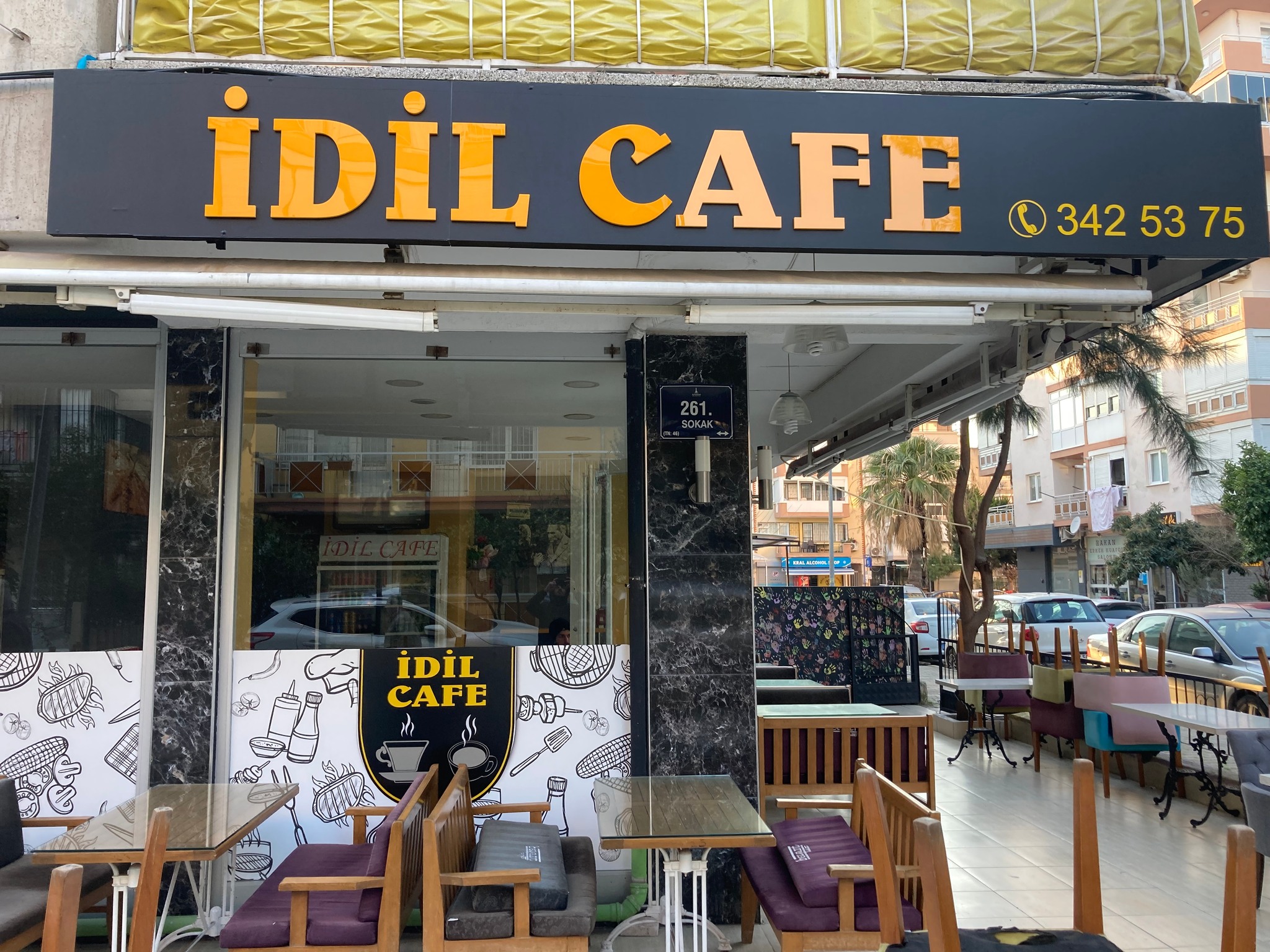 İdil Cafe - İyi Masa