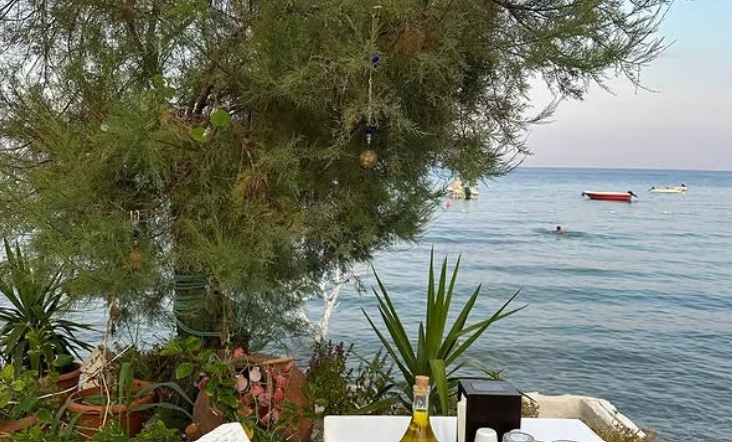 İsmetin Yeri Karaburun - İyi Masa