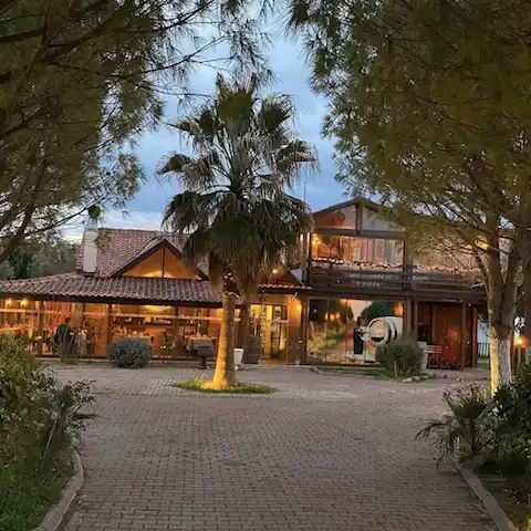 Wine House Urla - İyi Masa