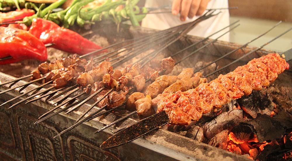 İzmir'deki En İyi Ocakbaşı Mekanları - İyi Masa