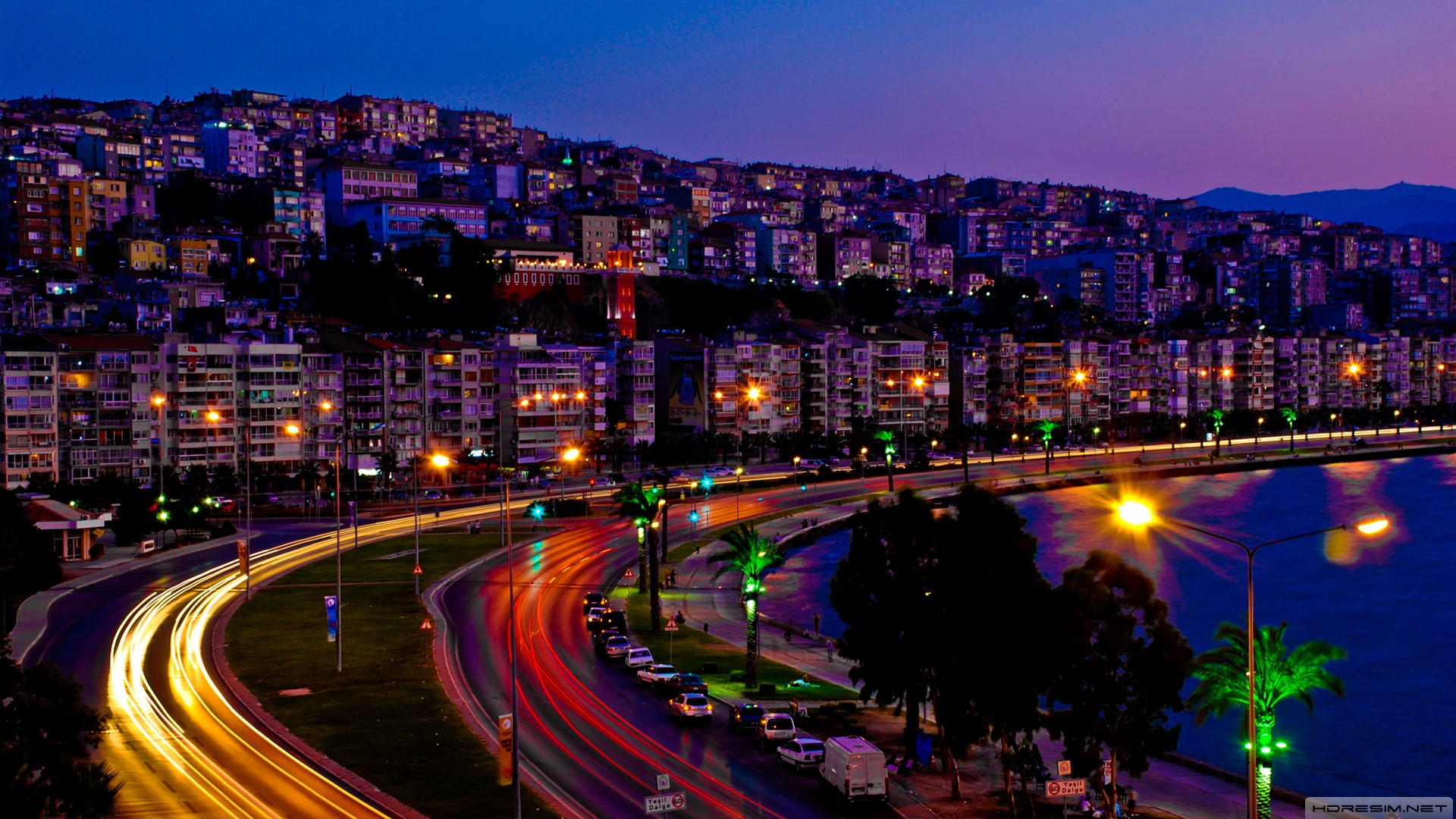 İzmir'de Gece Hayatı İçin 10 Güncel Mekan Önerisi - İyi Masa