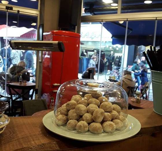  JU CAFE & COFFEE - İyi Masa