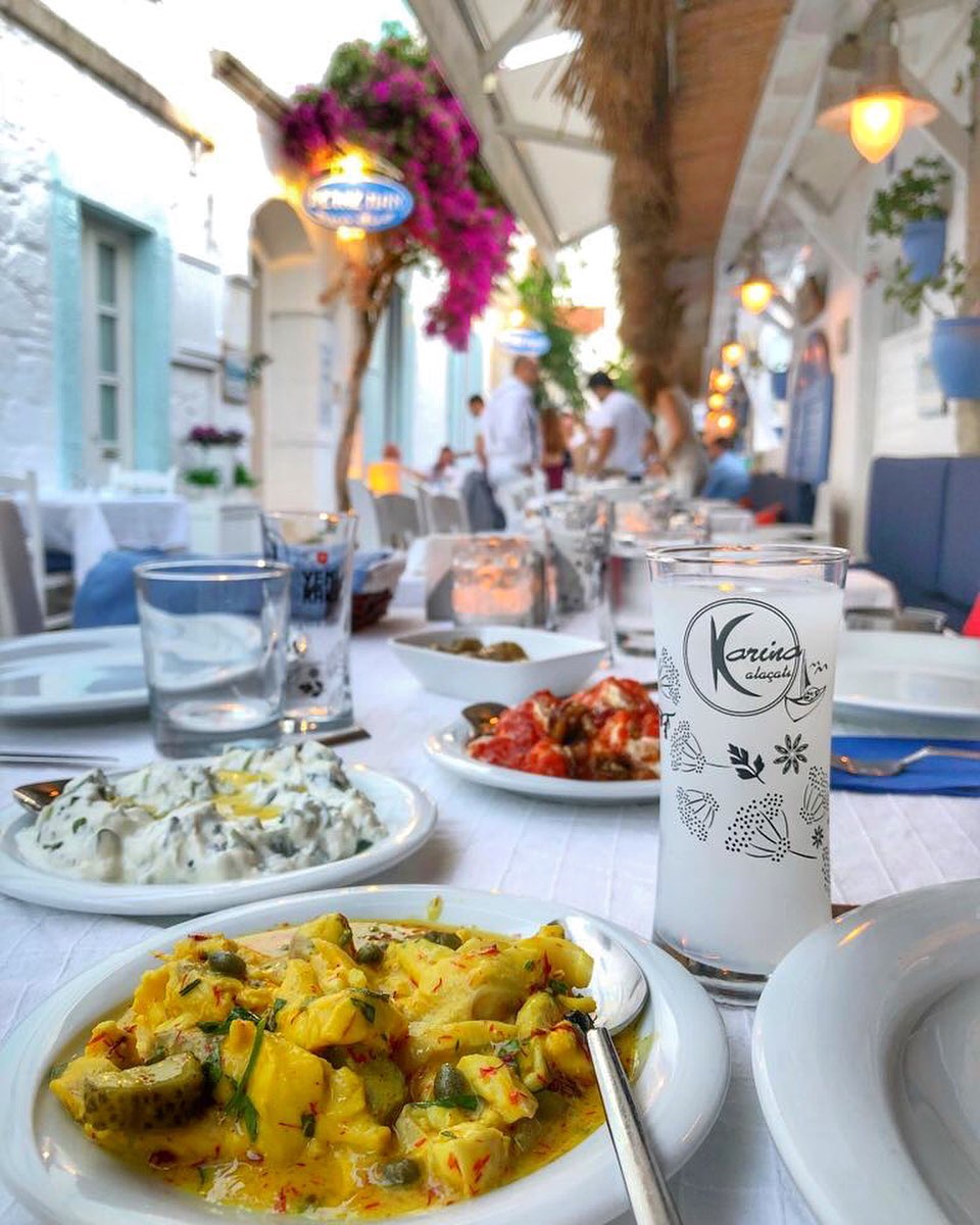 Karina Restaurant Alaçatı - İyi Masa