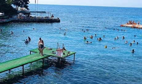 Kayra Beach Club Dikili - İyi Masa