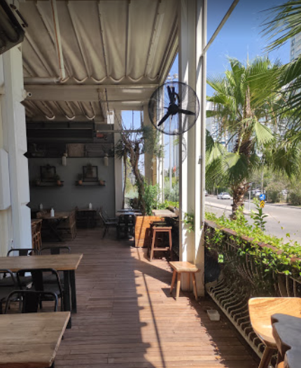   Kepler Social House - İyi Masa