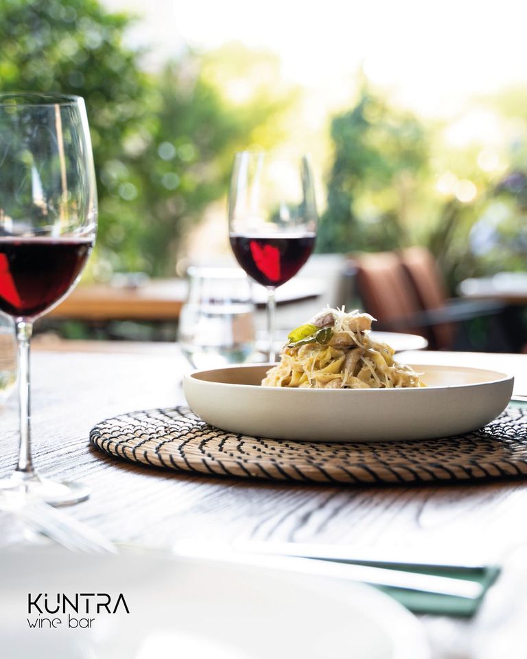 Kuntra Wine Bar - İyi Masa
