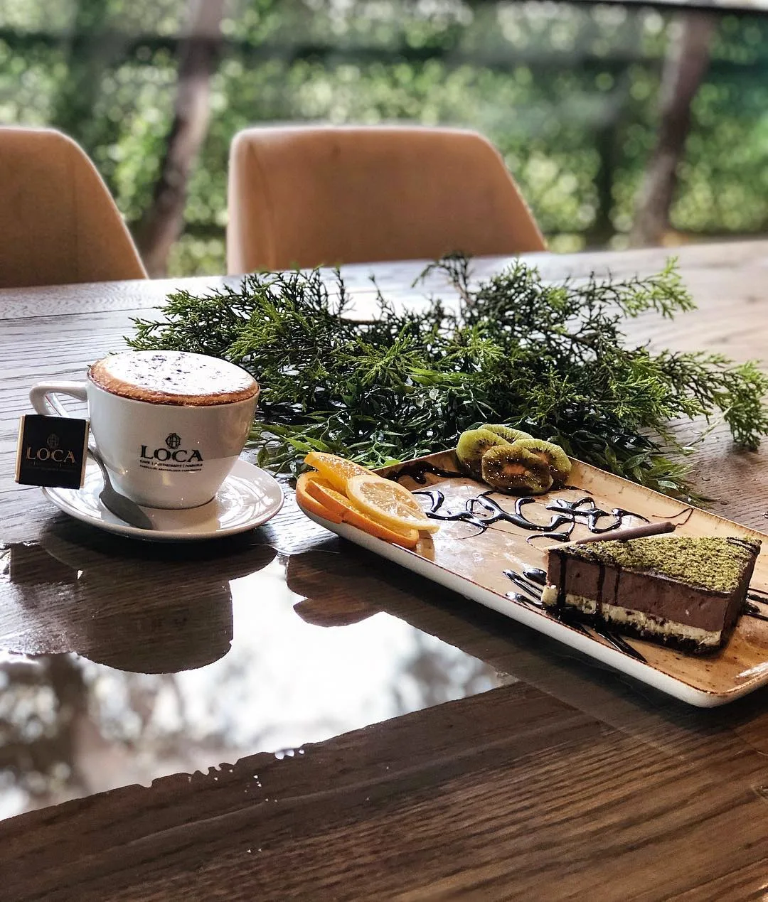 Loca Cafe Restaurant Nargile - İyi Masa