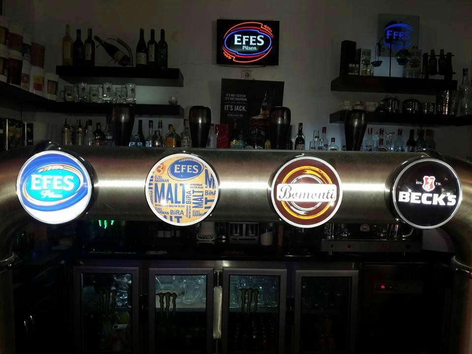 Lost Cafe & Restaurant - İyi Masa
