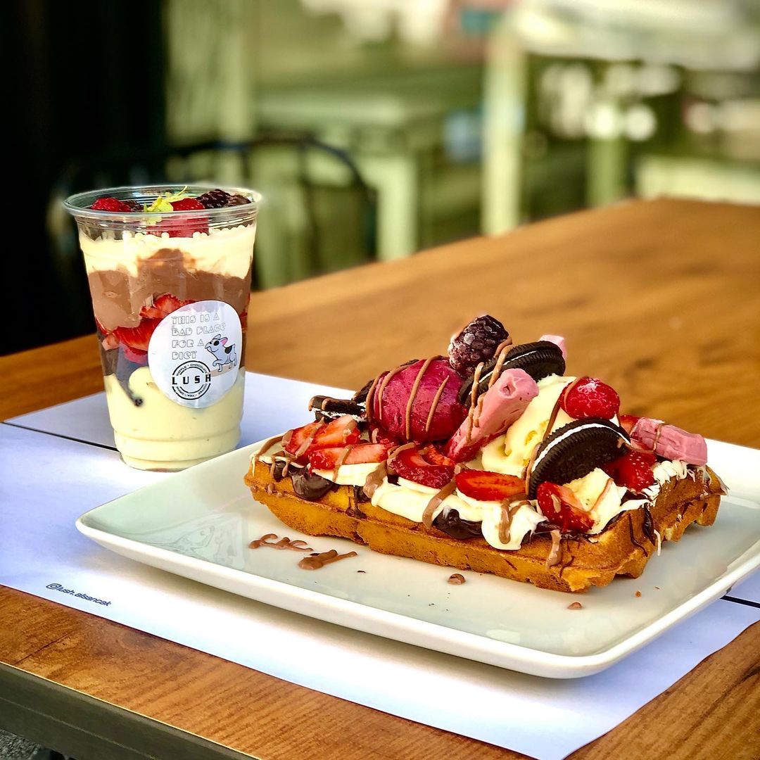 Lush Bakery & Coffee - İyi Masa