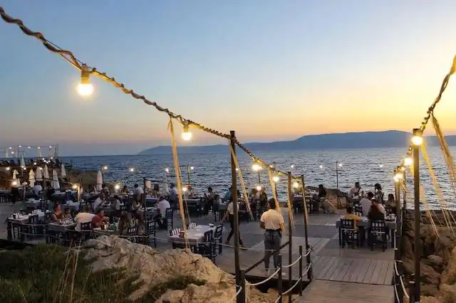 Maya Bistro Restaurant - İyi Masa