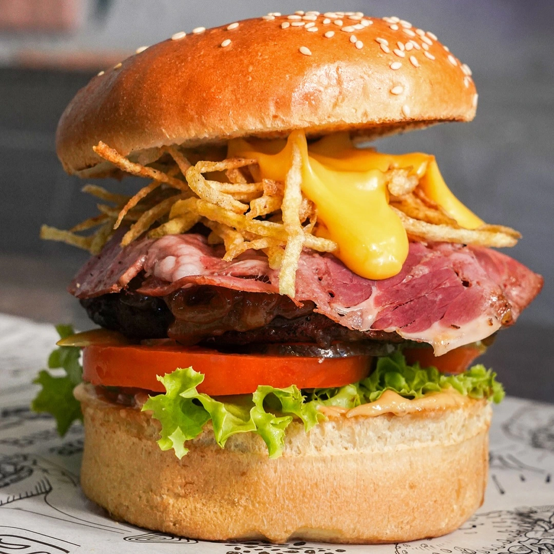 Ohannes Burger & Pub Bostanlı - İyi Masa