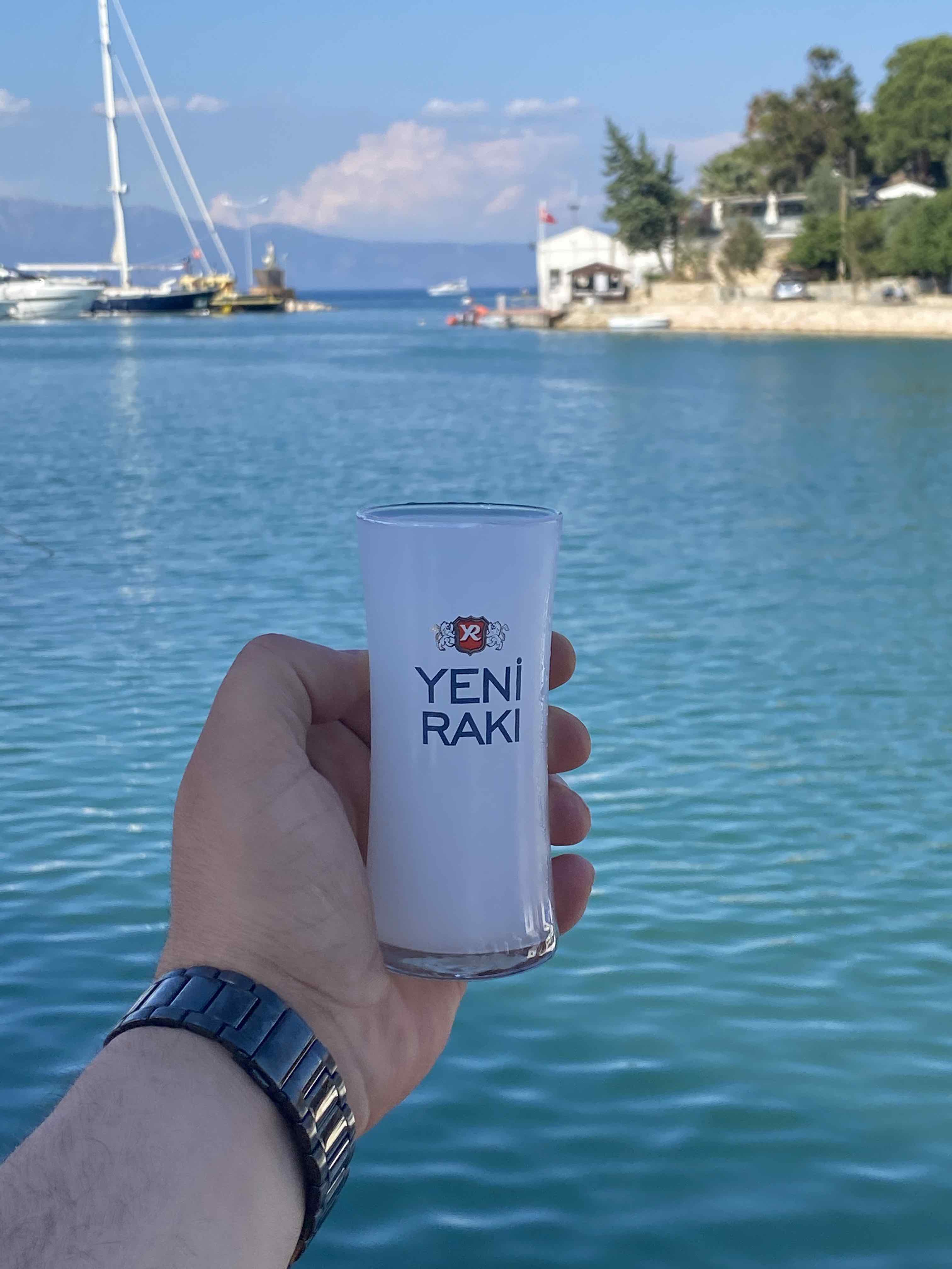 İzmir'de Pazar Rakısı İçin En iyi Restoranlar - İyi Masa