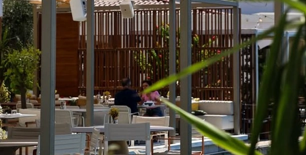 Pier's Alaçatı - İyi Masa