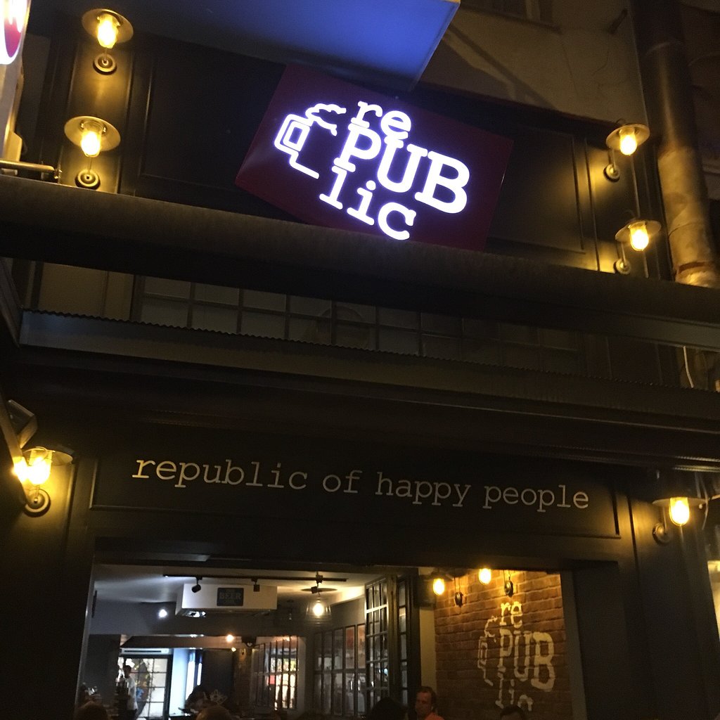 rePUBlic-izmir - İyi Masa