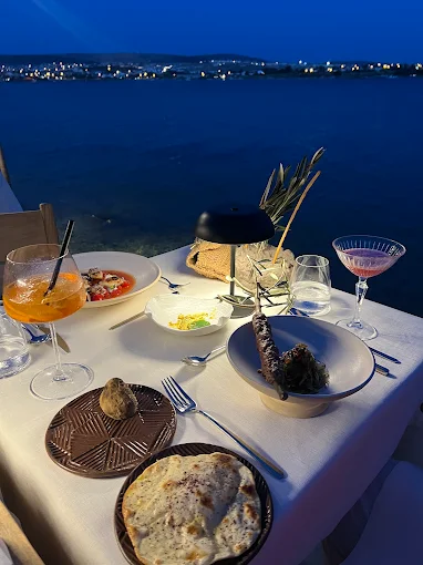 Ritüel Çeşme - İyi Masa