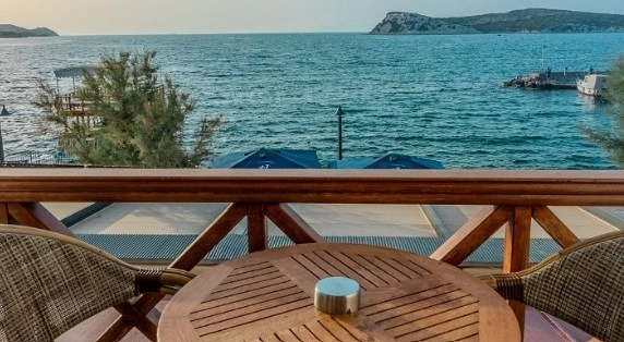 Rota Otel & Restaurant Karaburun - İyi Masa