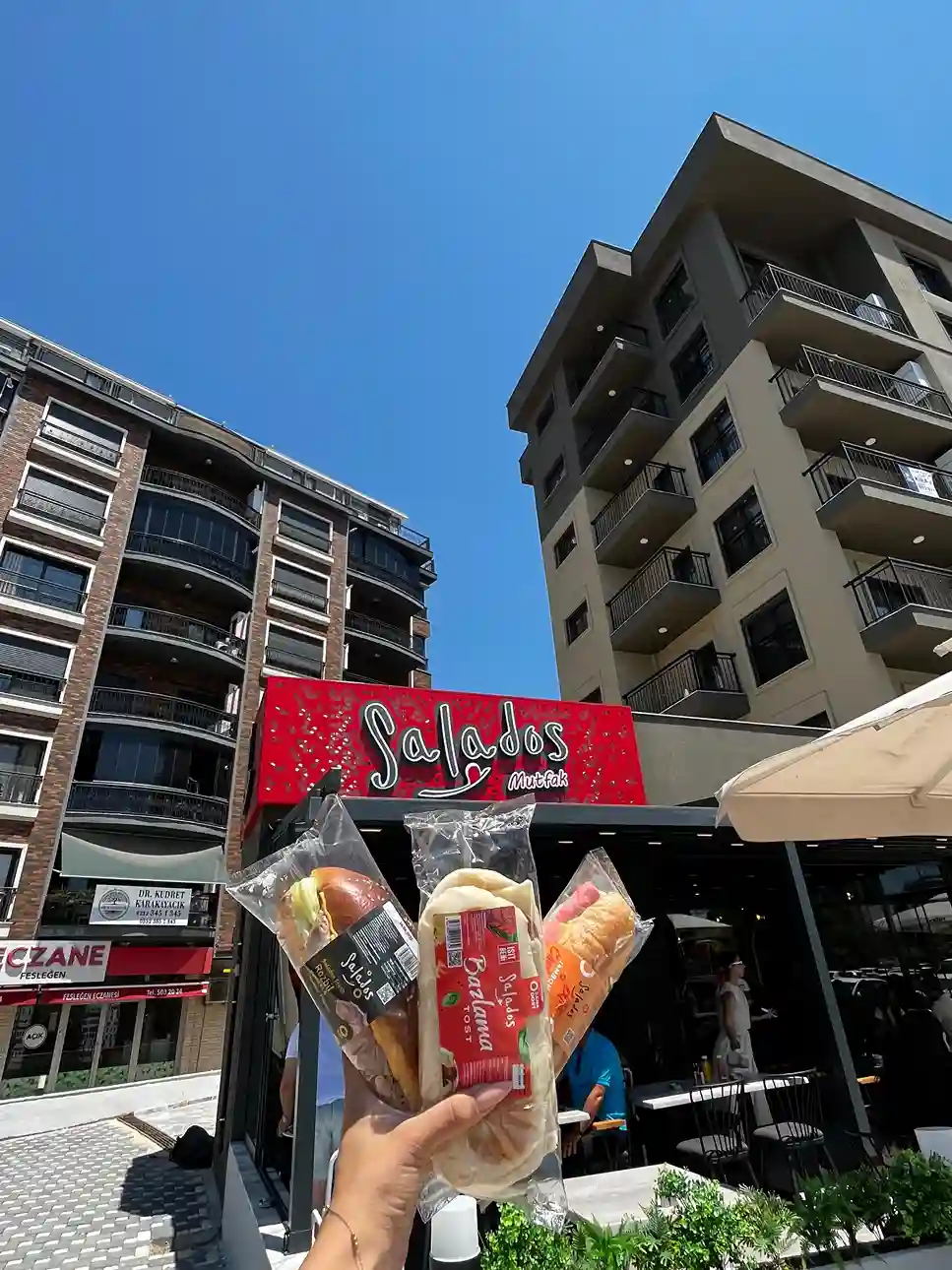 Salados Ataşehir - İyi Masa
