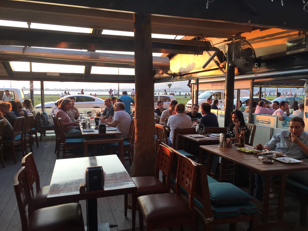 Sami's Melanie Cafe & Restaurant - İyi Masa