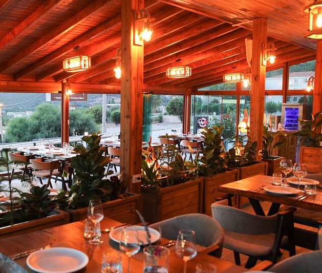 Terrace Bizon - İyi Masa