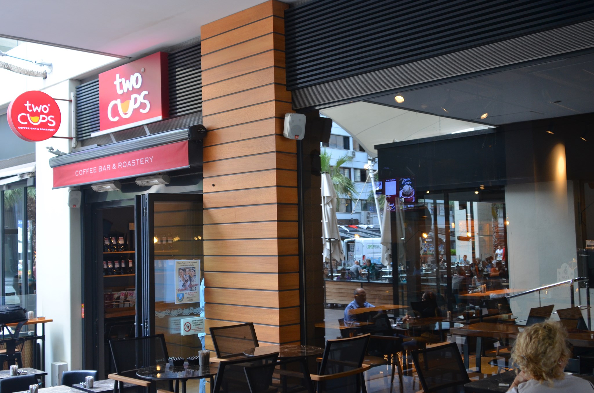 Two Cups - Coffee Bar & Roastery - İyi Masa