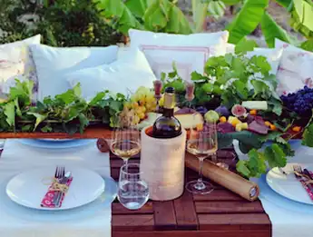 Urlice Vineyards - İyi Masa