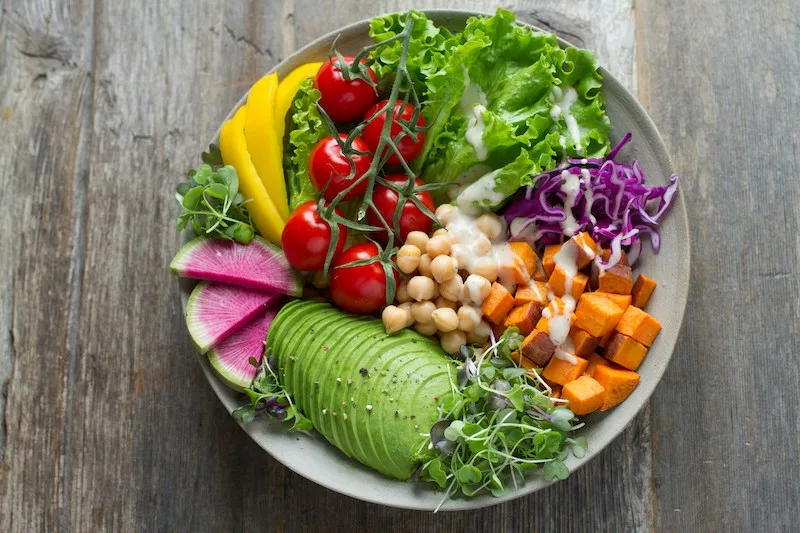 İzmir’de Vegan Lezzetlerin Adresi:  - İyi Masa