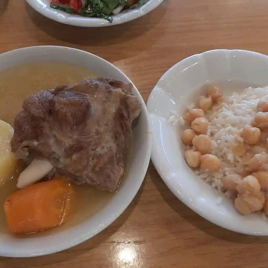 Zaim Usta Lokantası - İyi Masa