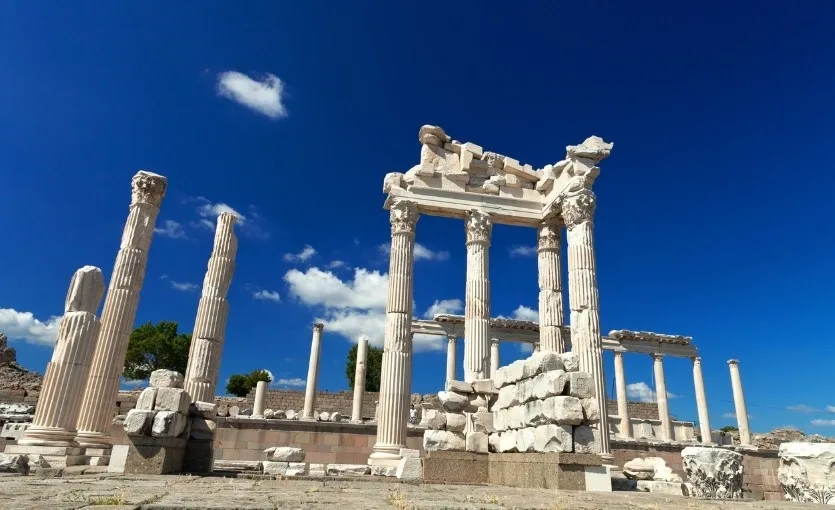 Bergama'da Gezilecek Yerler | İzmir Mekan Rehberi