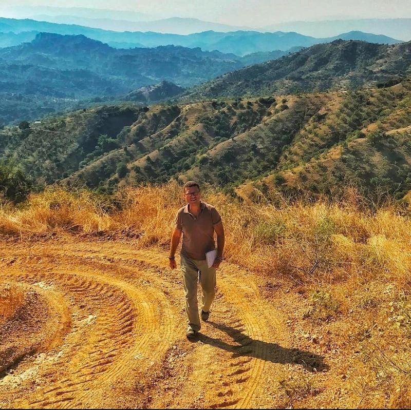 Anadolu'nun Tatlarını Keşfetmek: Bir Gastronomi Seyyahının Notları | İzmir Mekan Rehberi