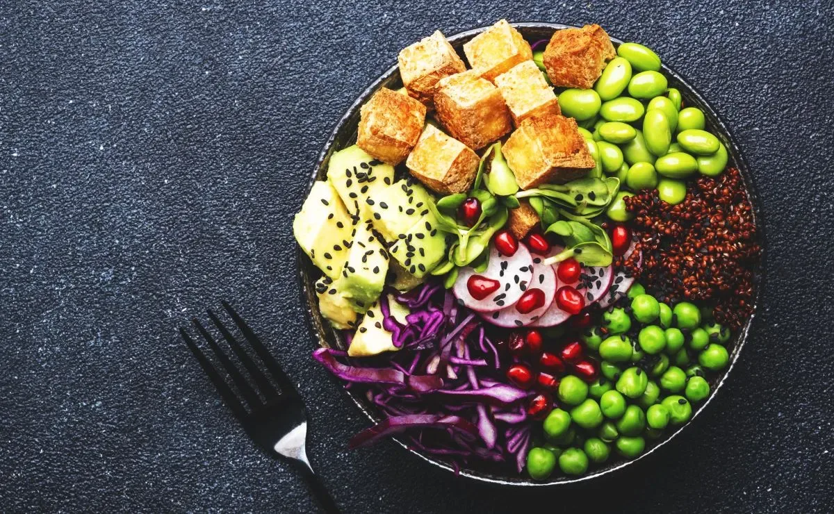 Yeni Nesil Lezzet: İzmir’de Bowl Kültürü | İzmir Mekan Rehberi