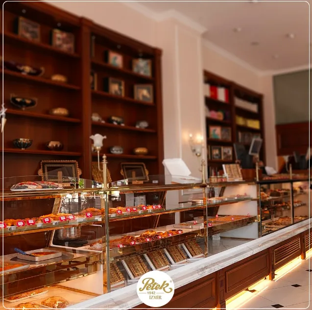 Ağzınızın Tadı Petek 1942’nin Adı | İzmir Mekan Rehberi